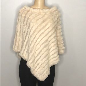 Cole B Rabbit fur Poncho